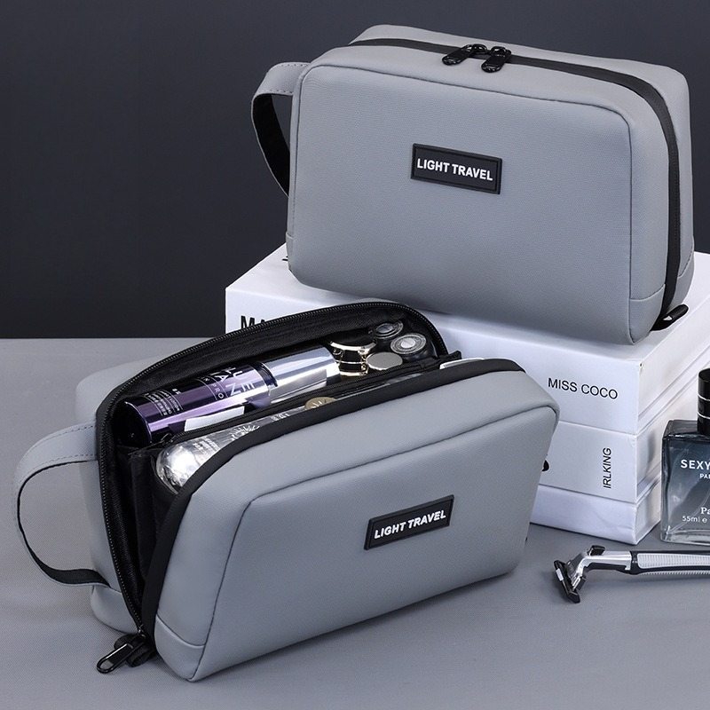 Borsa per il Trucco Impermeabi - Men'S Grooming Makeup recensione e prezzo