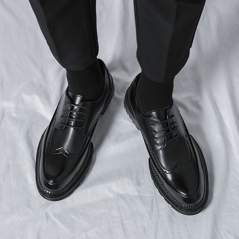 Nuove Scarpe in Pelle per Uomi - Young Men'S Grooming recensione e prezzo